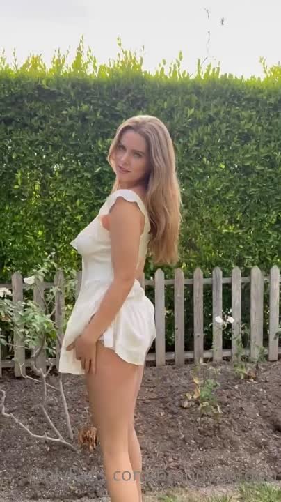 No need for a dress in nature